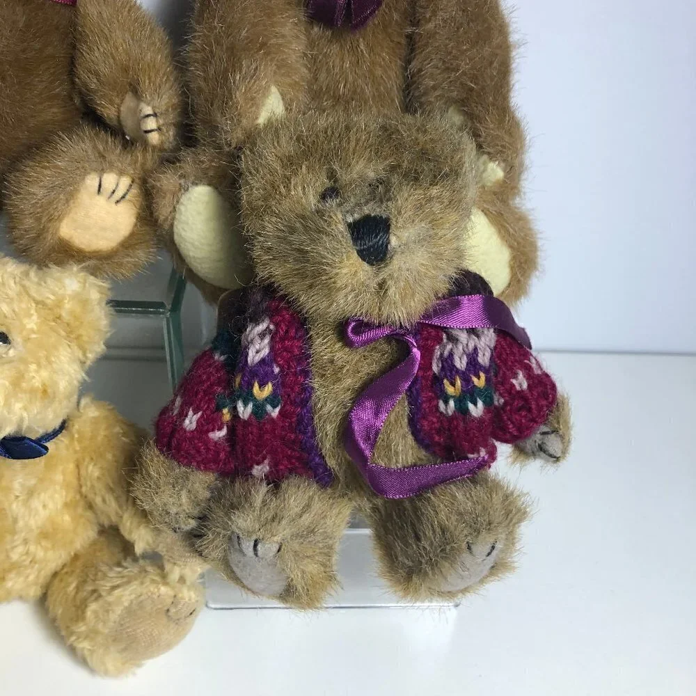 Bundle 4 Boyds Bears One with Sweater #4657